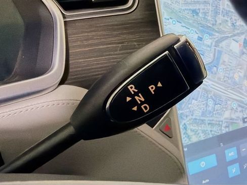 Used 2014 Tesla Model S P85 RWD image 19