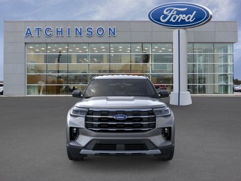 Used 2026 Ford Explorer Active w/ Active Comfort Package AWD/4WD image 6