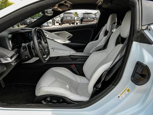Used 2023 Chevrolet Corvette Stingray Preferred Cpe w/ 2LT RWD image 3
