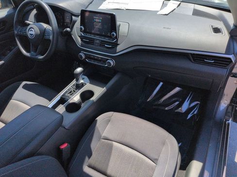 Used 2025 Nissan Altima 2.5 S FWD image 18