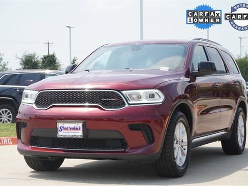 Certified 2023 Dodge Durango SXT image 3