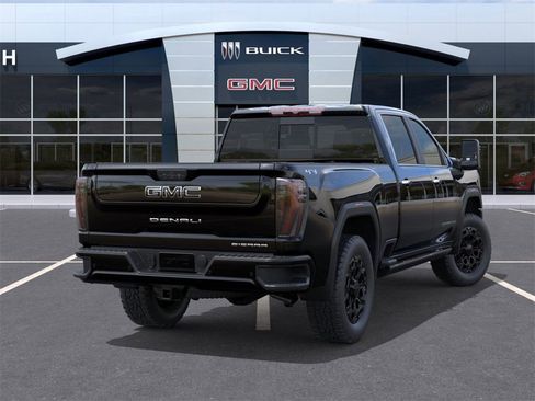 New 2026 GMC Sierra 3500 Denali Ultimate w/ LPO, Black Badging Package image 4