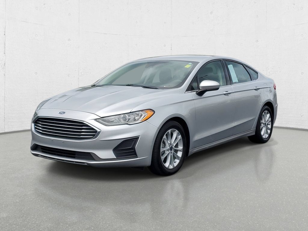 Used 2019 Ford Fusion SE FWD image 4