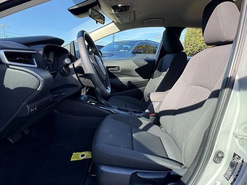 Used 2023 Toyota Corolla LE image 9