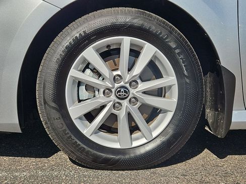 Used 2026 Toyota Camry LE w/ Convenience Package FWD image 29