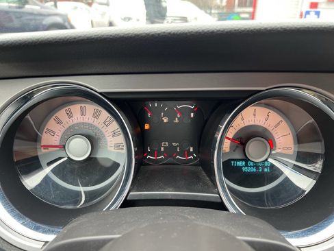 Used 2012 Ford Mustang Premium image 16