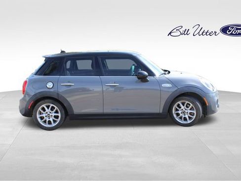 Used 2015 MINI Cooper S image 4