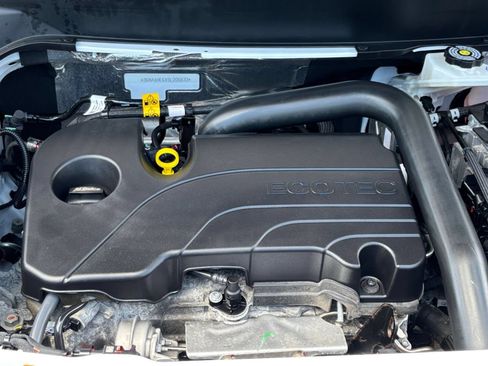 Used 2025 Chevrolet Equinox LT FWD image 26