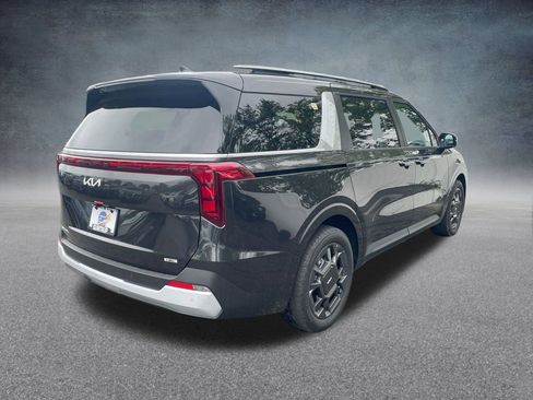New 2026 Kia Carnival EX image 32