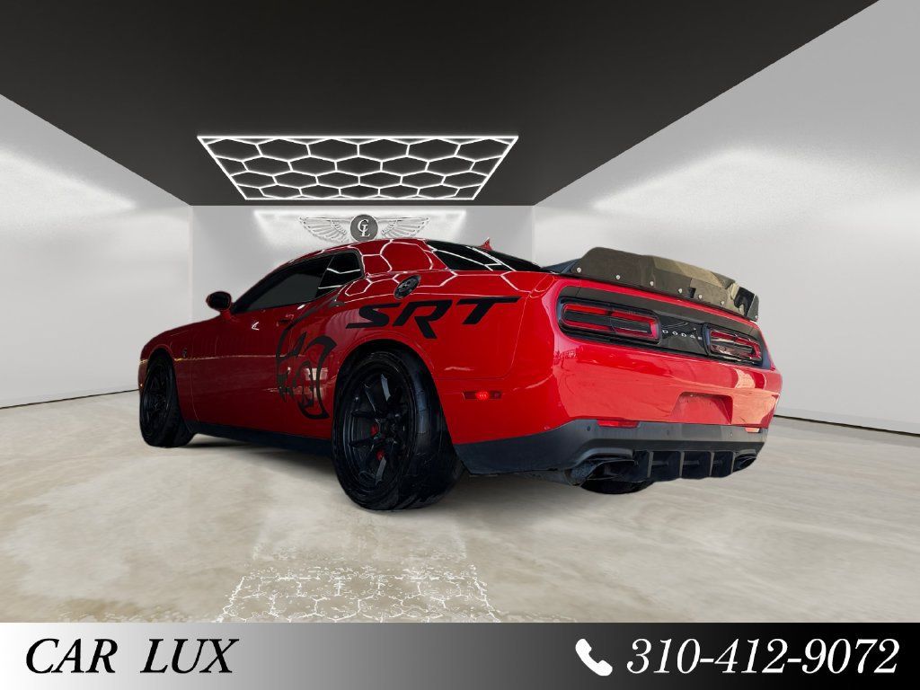 Used 2016 Dodge Challenger SRT Hellcat RWD image 29