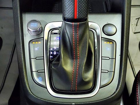 Used 2022 Hyundai Kona N Line image 25