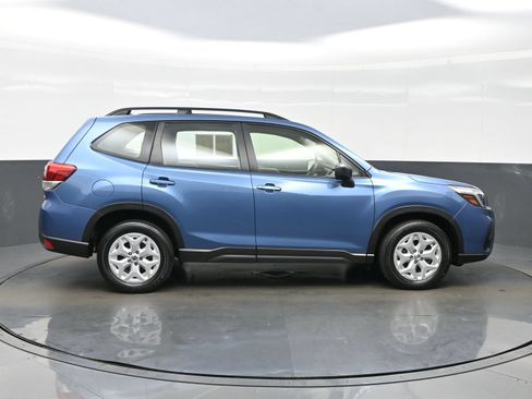 Used 2021 Subaru Forester AWD/4WD image 7