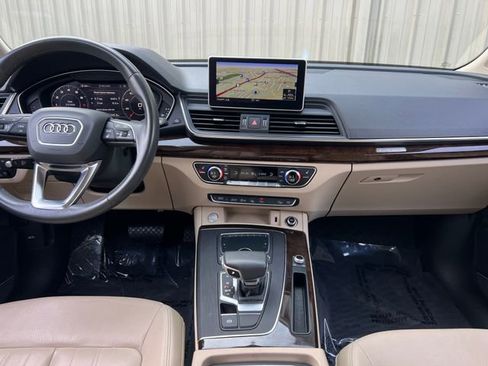 Used 2019 Audi Q5 Prestige w/ Prestige Package image 15