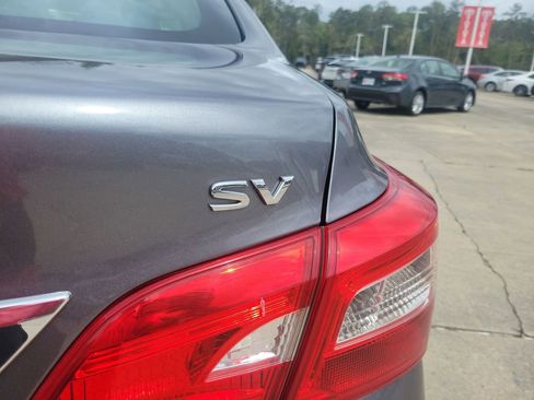 Used 2019 Nissan Sentra SV image 11