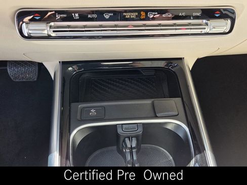 Certified 2025 Mercedes-Benz GLA 250 4MATIC image 24