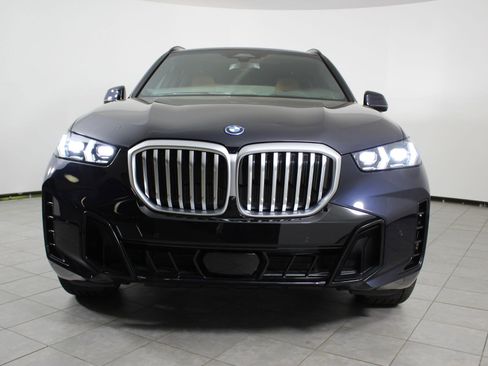 New 2026 BMW X5 xDrive50e w/ Executive Package image 6