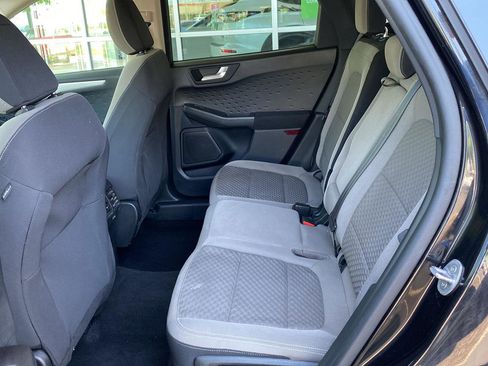 Used 2020 Ford Escape SE AWD/4WD image 19