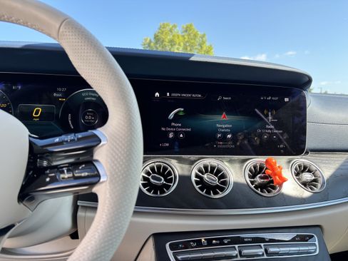 Used 2023 Mercedes-Benz E 450 Cabriolet image 30