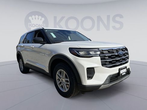 New 2026 Ford Explorer Active image 10
