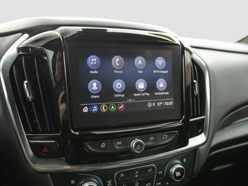 Used 2024 Chevrolet Traverse High Country image 8