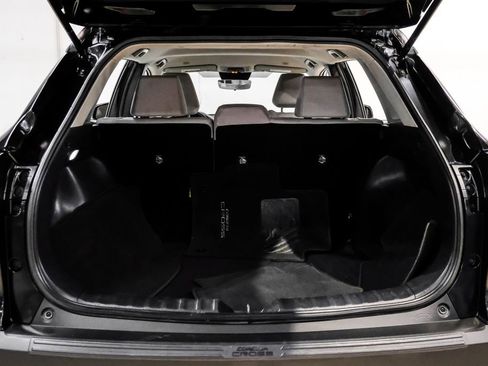 Used 2023 Toyota Corolla Cross L FWD image 45