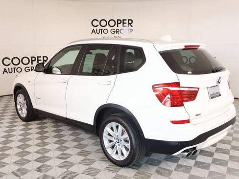 Used 2017 BMW X3 sDrive28i RWD image 22