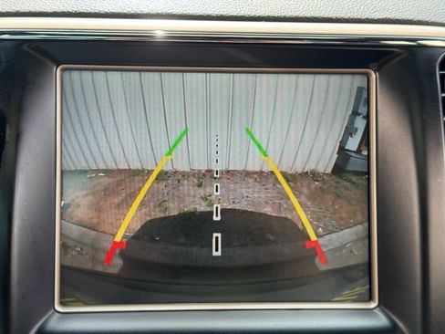 Used 2015 Jeep Grand Cherokee Altitude AWD/4WD image 30
