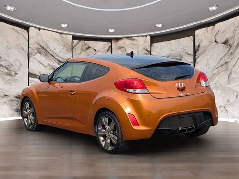 Used 2016 Hyundai Veloster w/ Option Group 03 FWD image 6