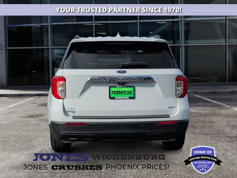 Used 2020 Ford Explorer XLT RWD image 4