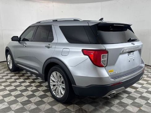 Certified 2023 Ford Explorer Limited w/ Limited Technology Package RWD image 4