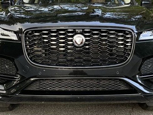 Used 2021 Jaguar F-PACE S image 12