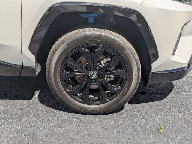 Used 2023 Toyota RAV4 XSE AWD/4WD image 10
