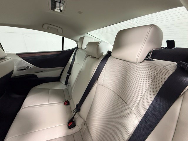 Used 2025 Lexus ES 350 w/ Premium Package FWD image 28