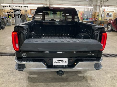 Used 2026 GMC Sierra 1500 SLT AWD/4WD image 25