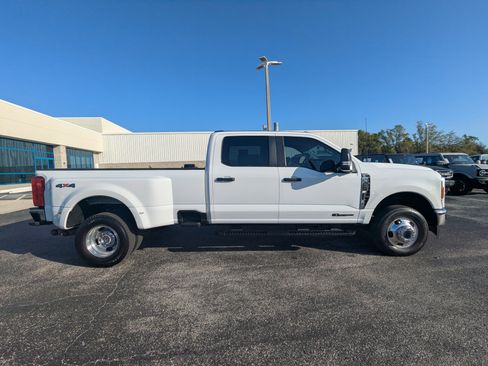 Used 2025 Ford F350 XL image 3