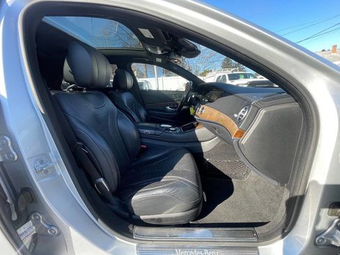 Used 2015 Mercedes-Benz S 550 S 550 4dr Sedan image 38