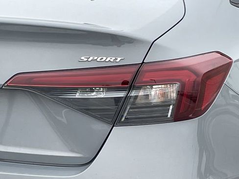 Used 2025 Honda Civic Sport image 6