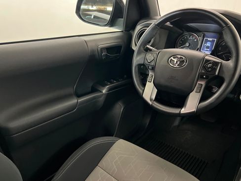 Certified 2023 Toyota Tacoma TRD Sport AWD/4WD image 12
