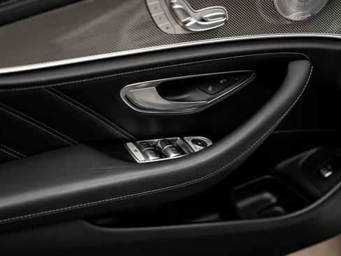 Used 2019 Mercedes-Benz E 63 AMG S image 73