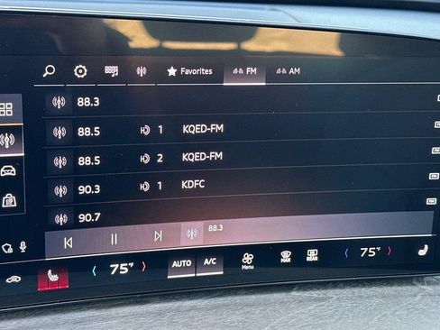 Certified 2025 Audi Q5 Premium Plus w/ Premium Plus image 17