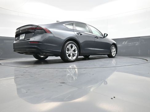 Certified 2023 Honda Accord LX image 29