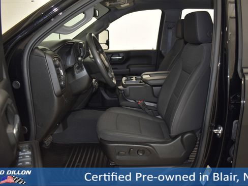 Used 2024 Chevrolet Silverado 2500 Custom w/ Custom Value Package image 6