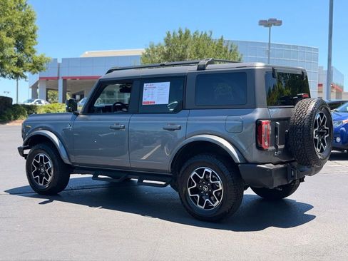 Used 2024 Ford Bronco Outer Banks AWD/4WD image 10