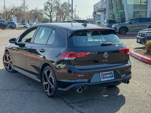 New 2025 Volkswagen GTI SE image 10