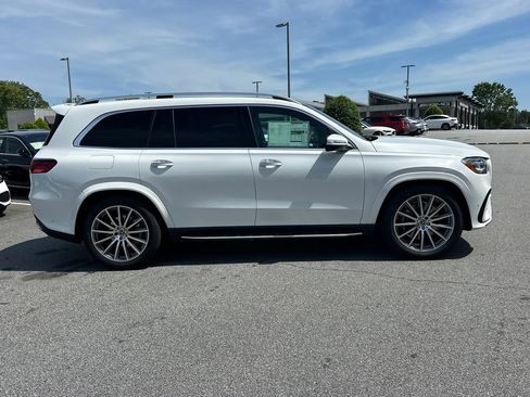 New 2026 Mercedes-Benz GLS 450 4MATIC image 8