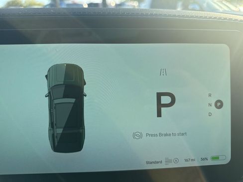 Used 2023 Rivian R1S Adventure image 59