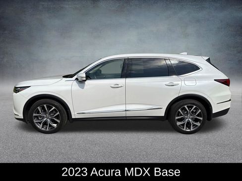 Used 2023 Acura MDX SH-AWD w/ Technology Package image 2