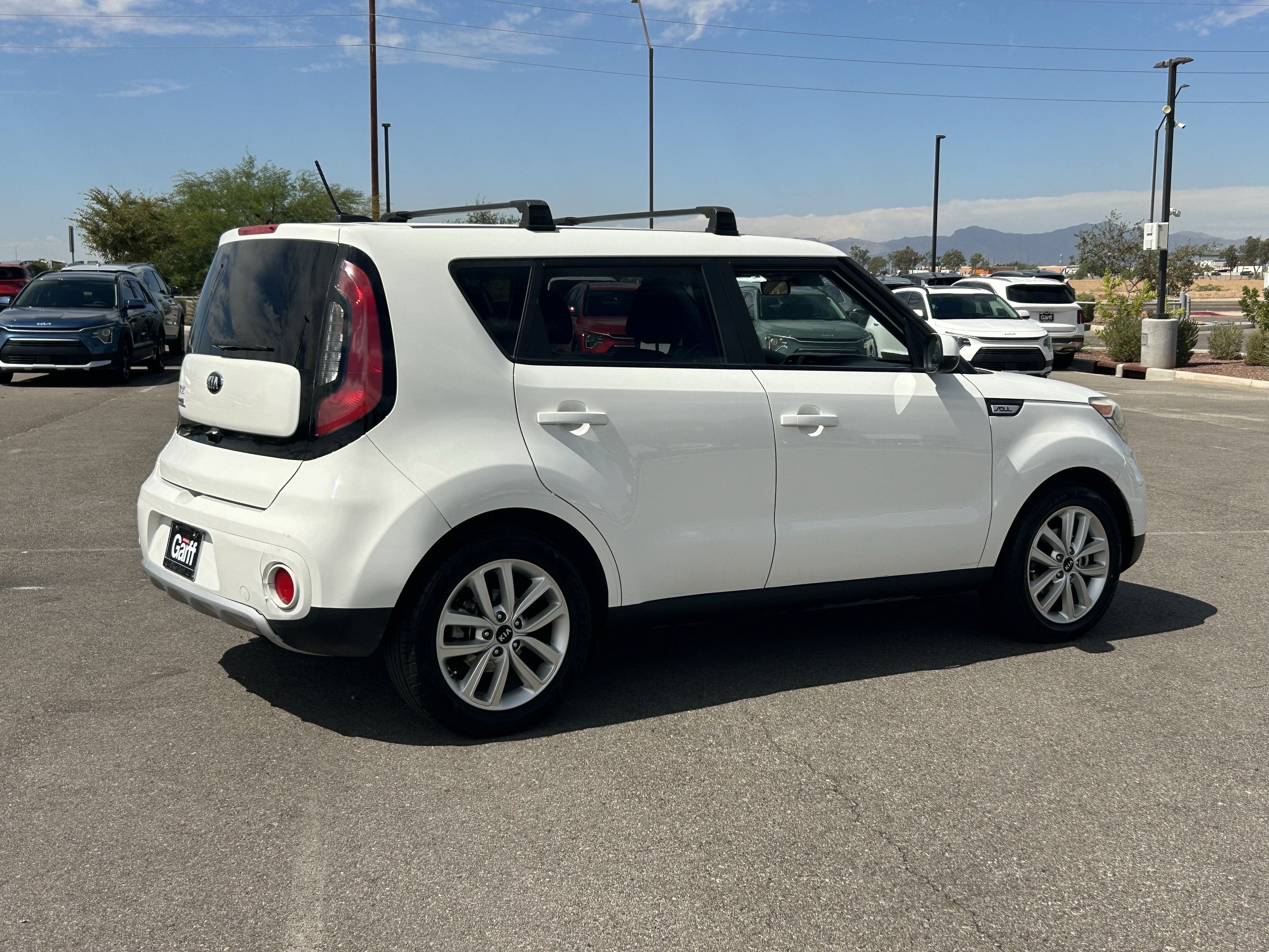 Used 2018 Kia Soul + FWD image 5