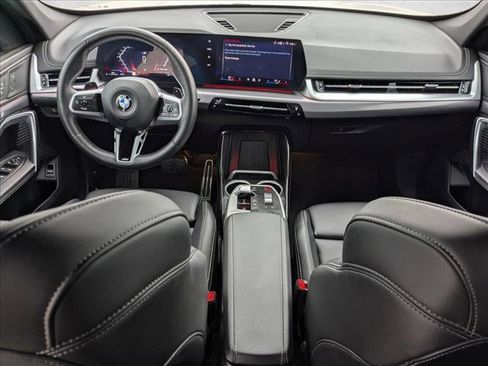 Used 2025 BMW X1 xDrive28i image 21