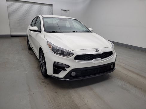 Used 2020 Kia Forte LXS image 14